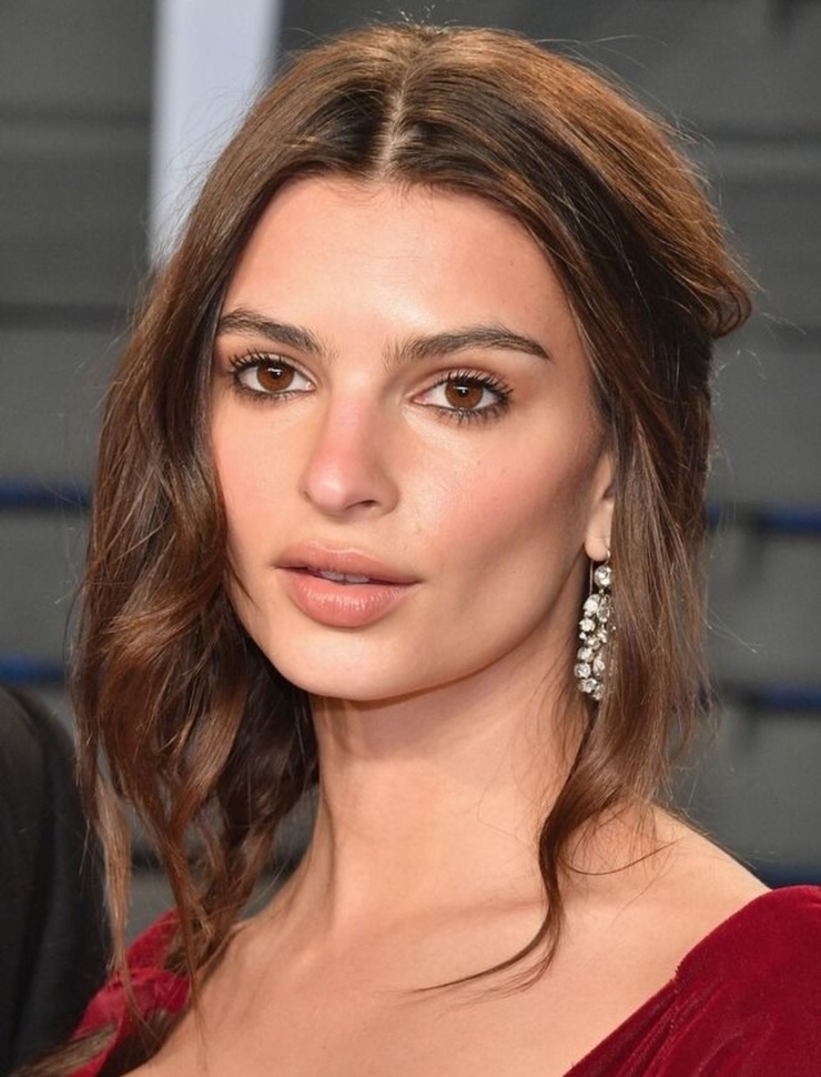 Emily Ratajkowski