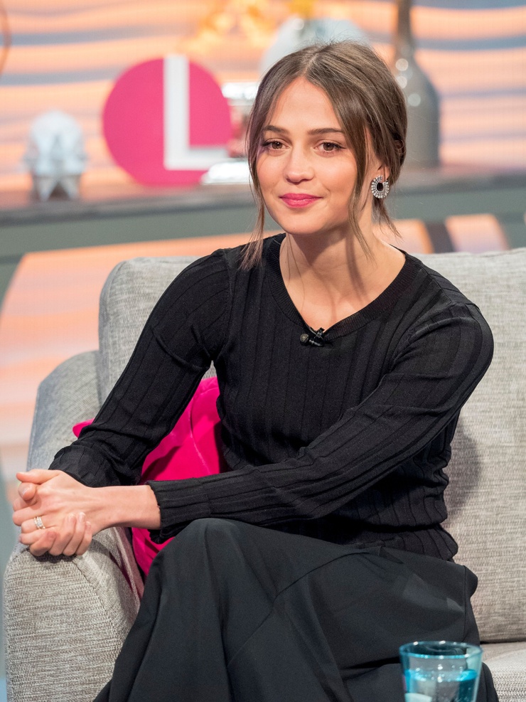 Alicia Vikander