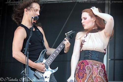 Simone Simons