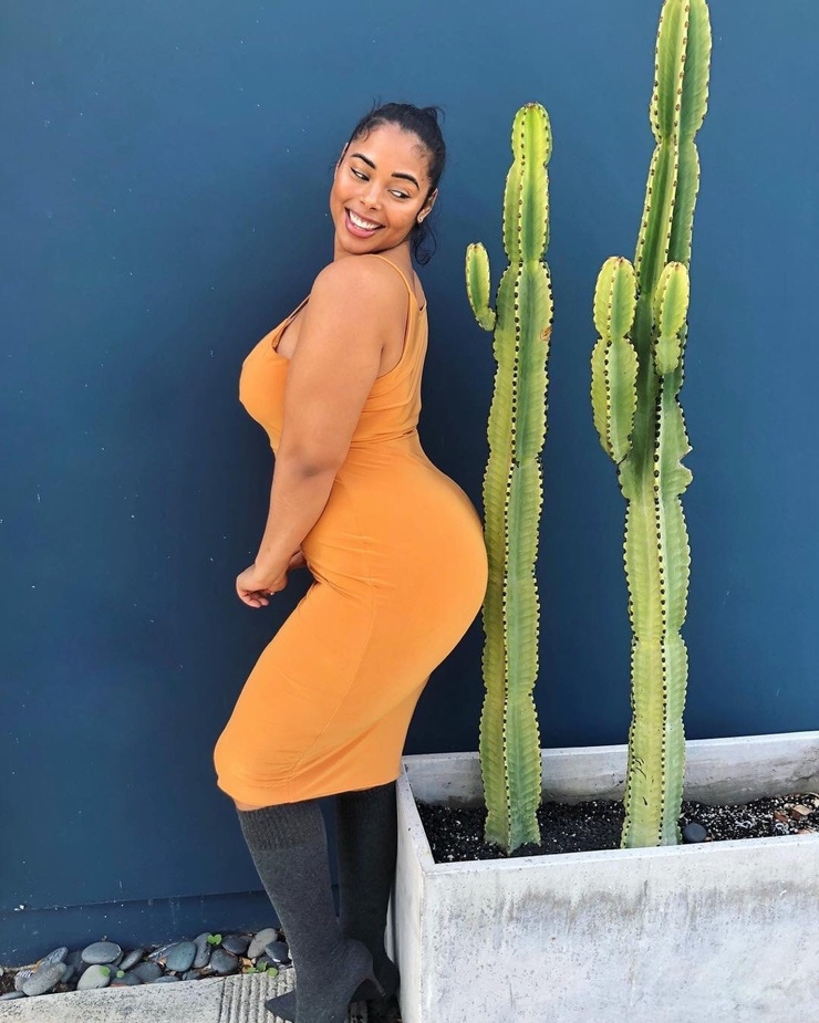Tabria Majors