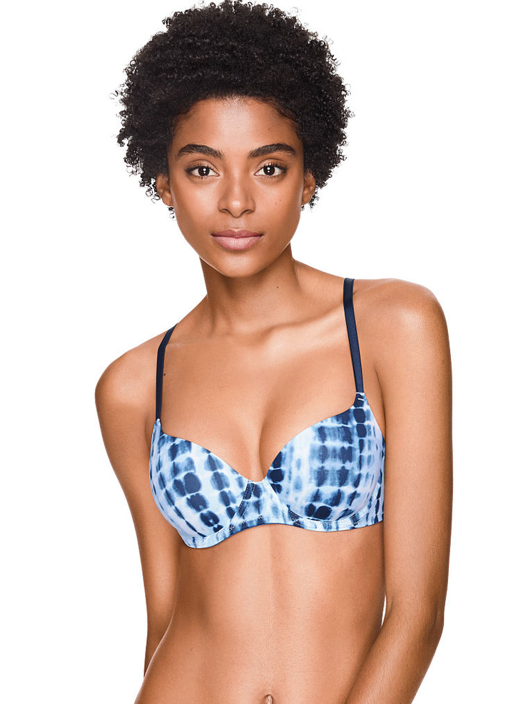 Alécia Morais Alécia Morais