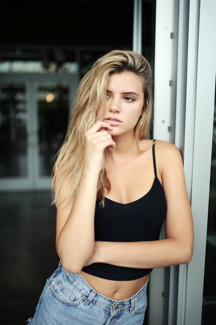 Alissa Violet