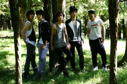 SHINee