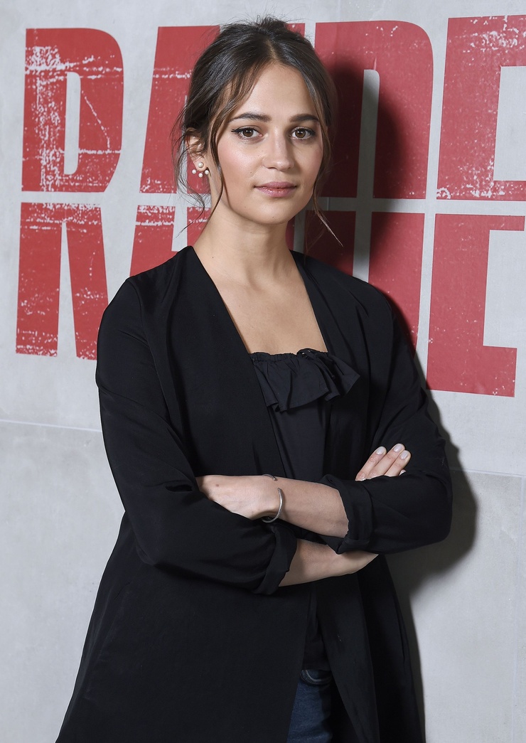 Alicia Vikander Alicia Vikander