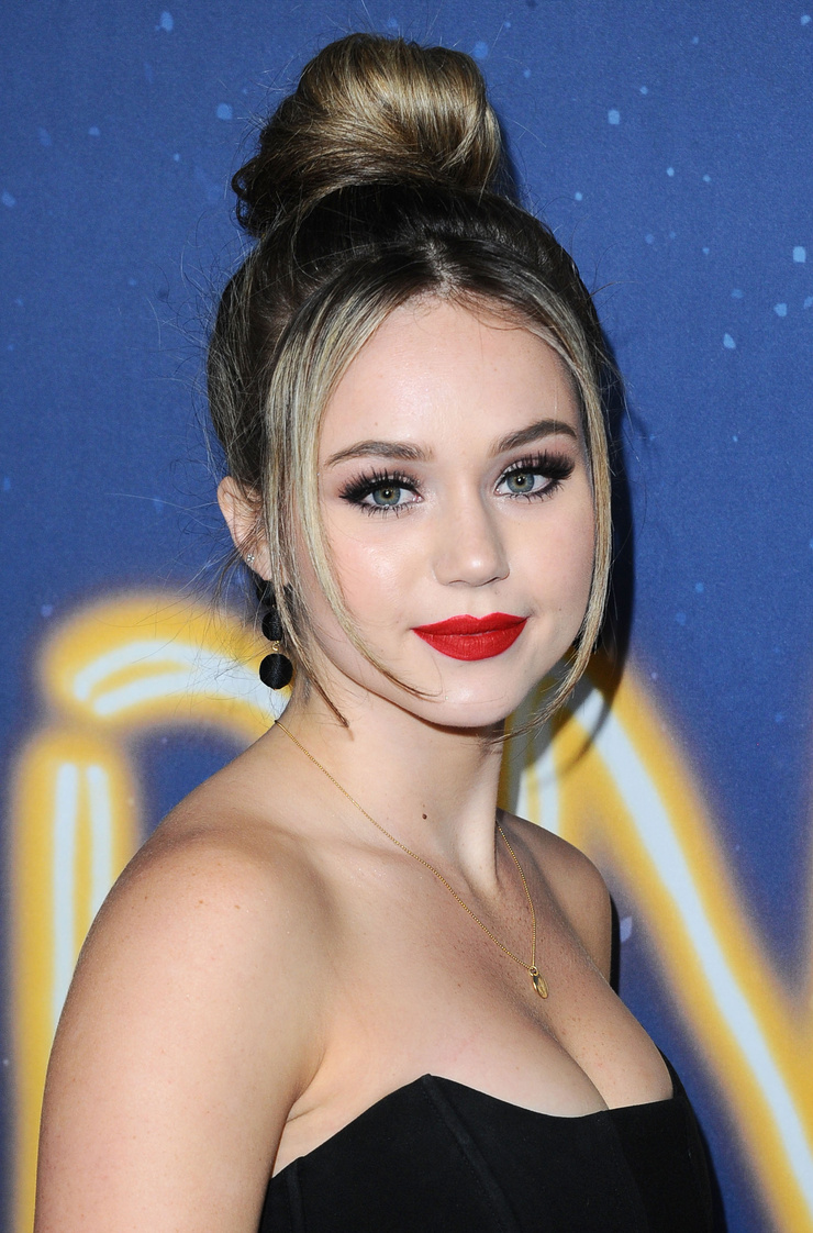 Brec Bassinger Brec Bassinger