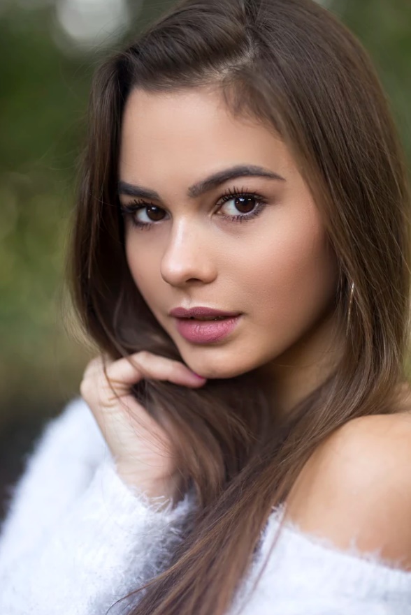 Klaudia Grófová Klaudia Grófová
