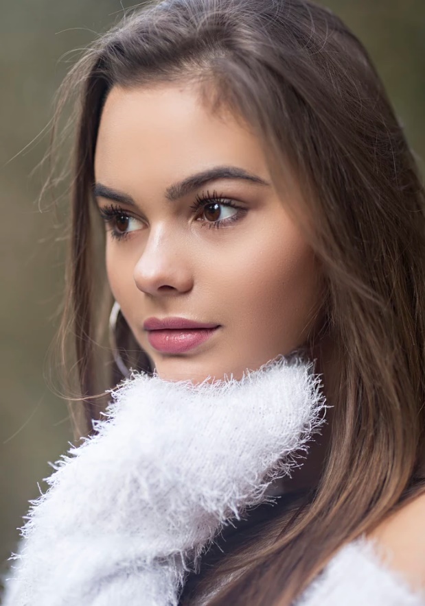 Klaudia Grófová Klaudia Grófová