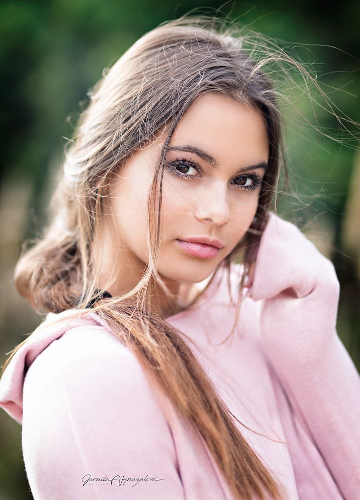Klaudia Grófová Klaudia Grófová