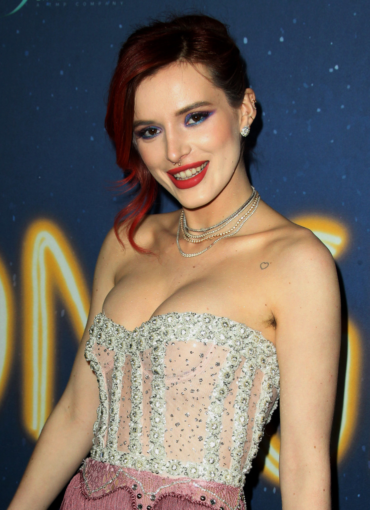 Bella Thorne Bella Thorne