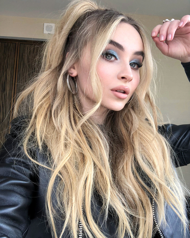 Sabrina Carpenter Sabrina Carpenter