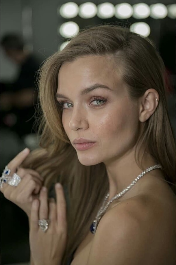 Josephine Skriver Josephine Skriver