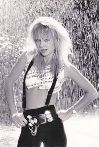 Picture of Linnea Quigley