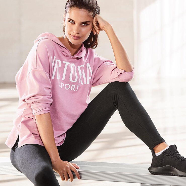 Sara Sampaio Sara Sampaio