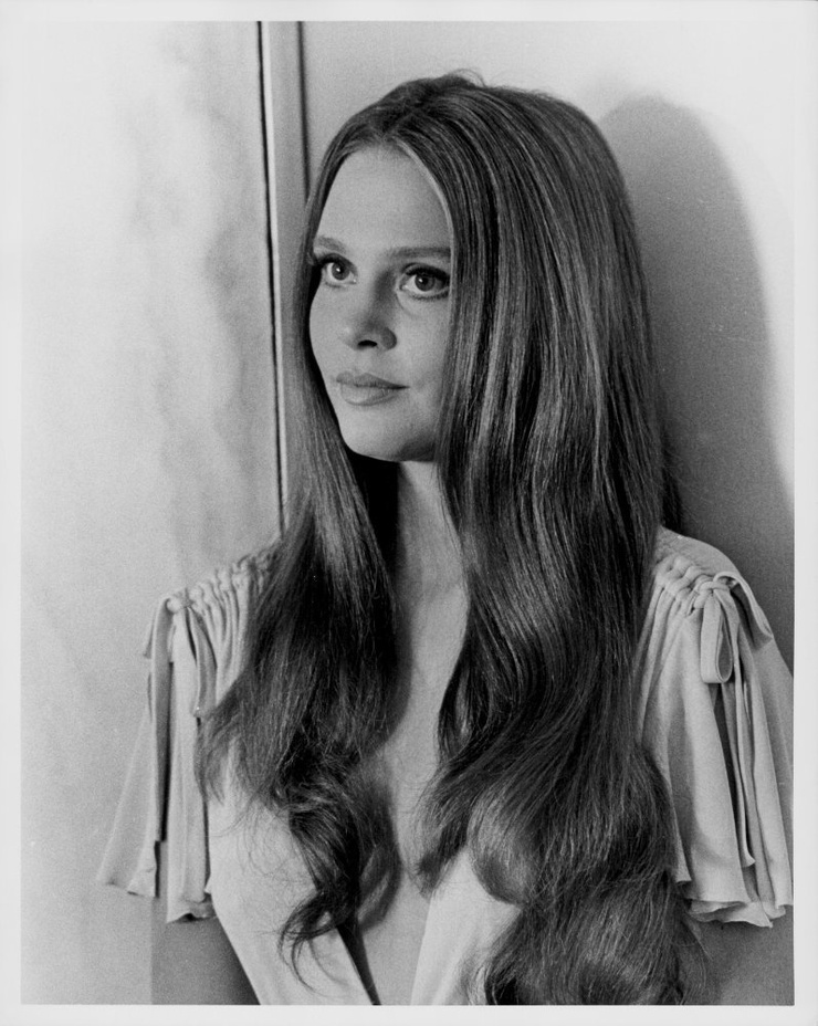 Picture of Leigh TaylorYoung