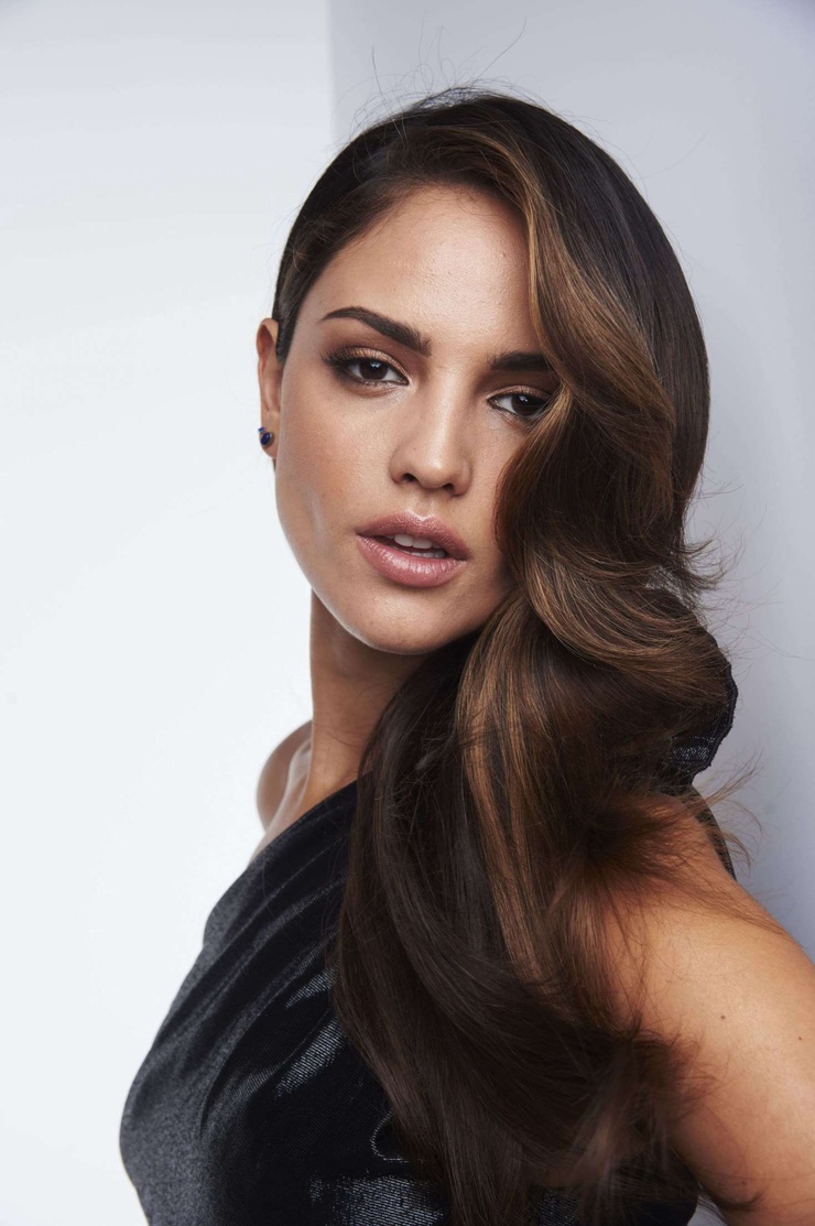 Eiza Gonzalez Eiza Gonzalez
