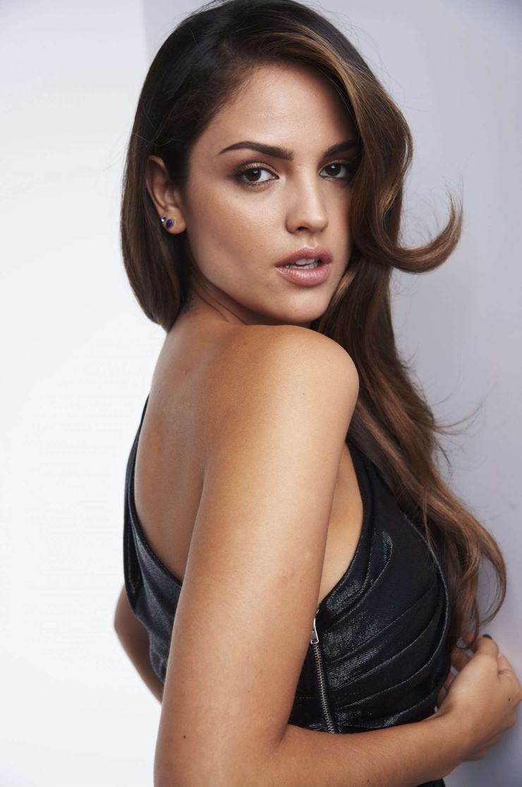 Eiza Gonzalez Eiza Gonzalez
