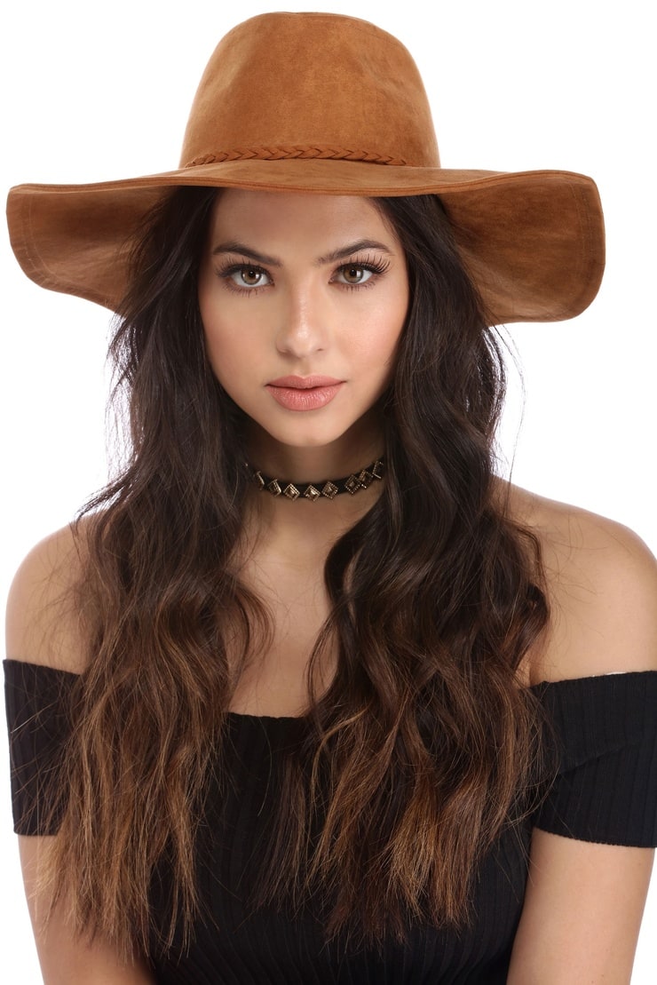 Picture of Christen Harper