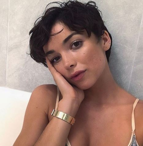 Picture of Bekah Martinez