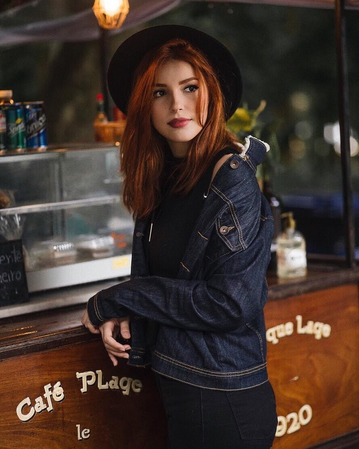 Julia Cancado