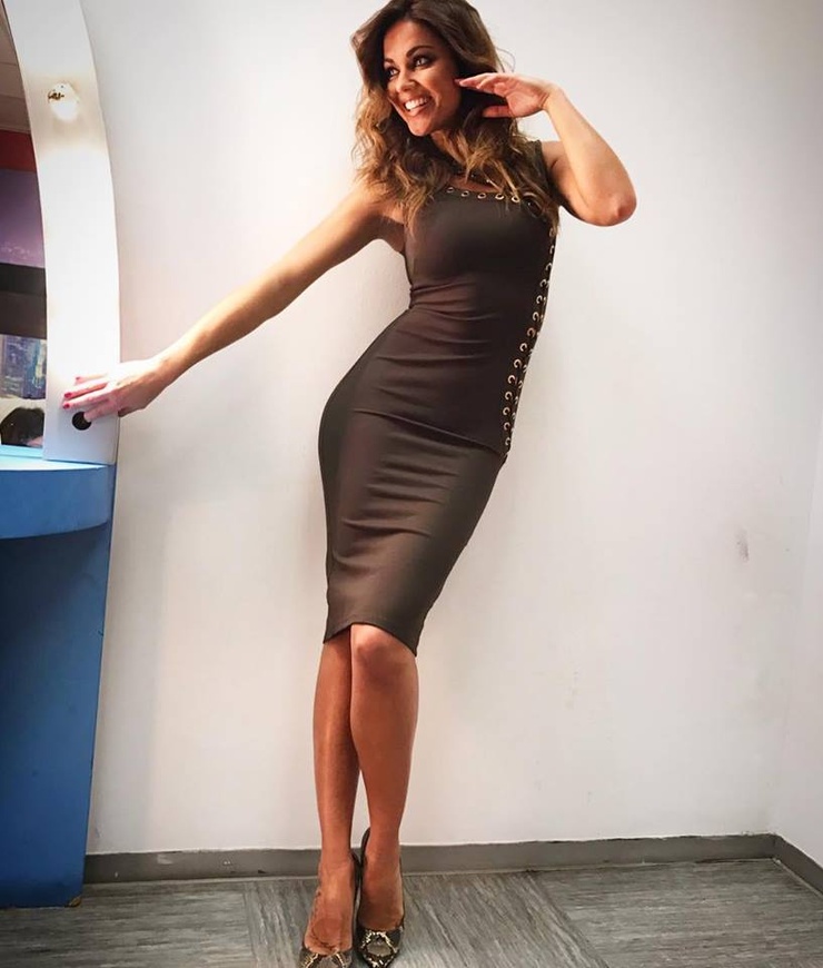 Lara Alvarez