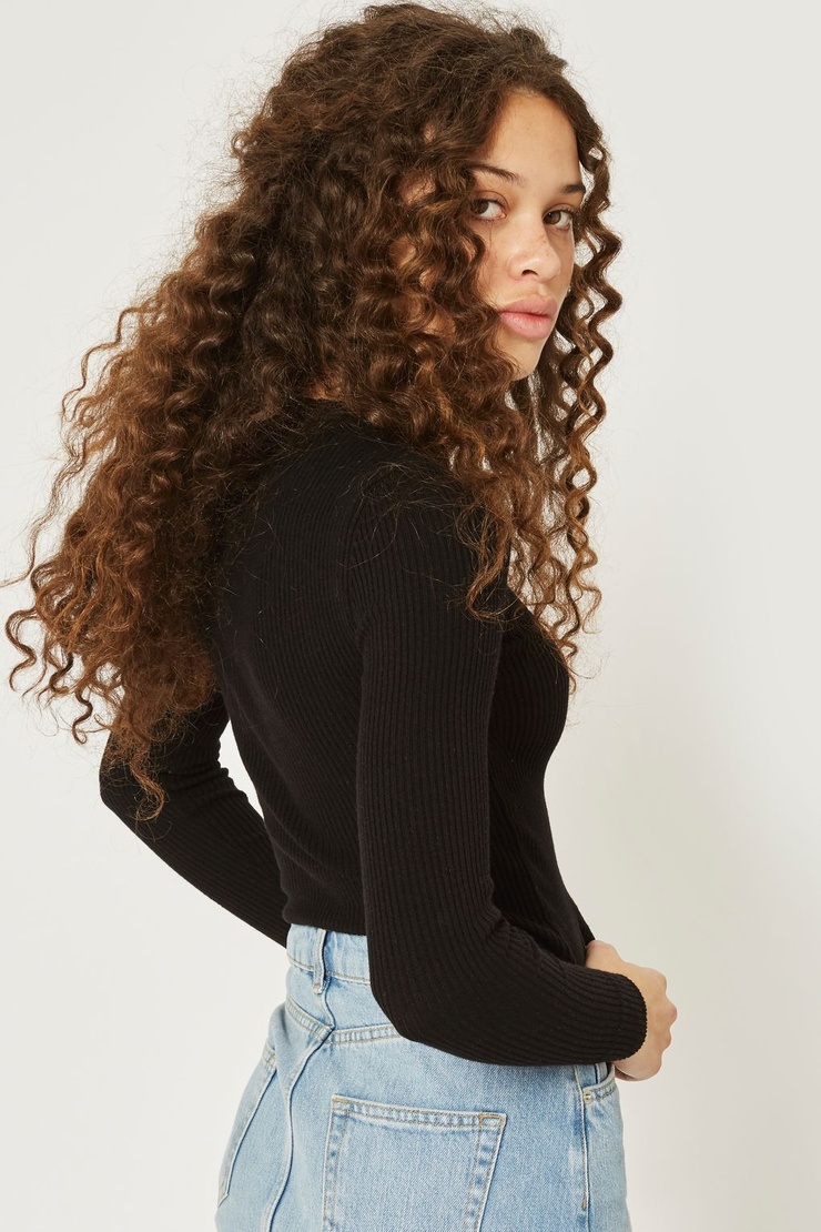 Nubia Santos