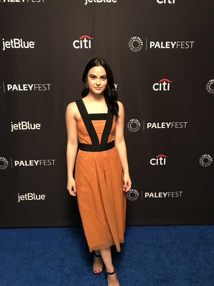 Camila Mendes