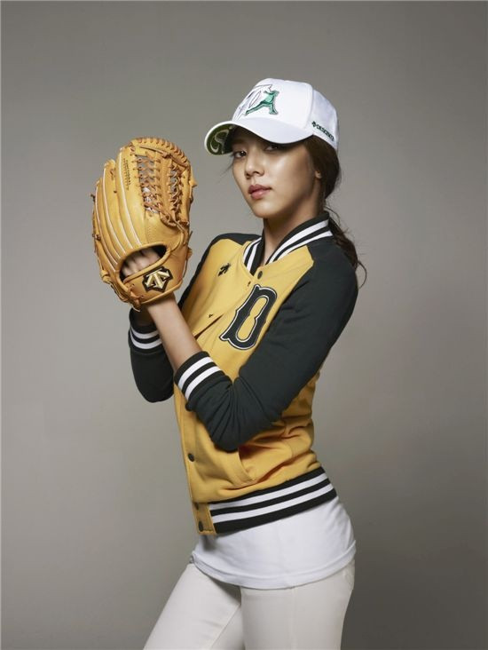 Son Dam Bi