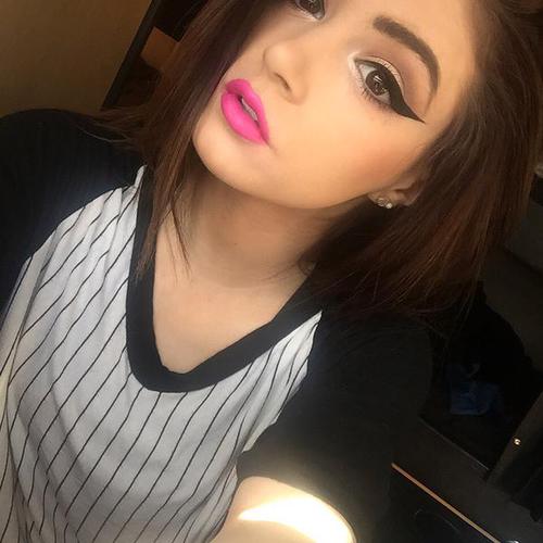 Chrissy Costanza