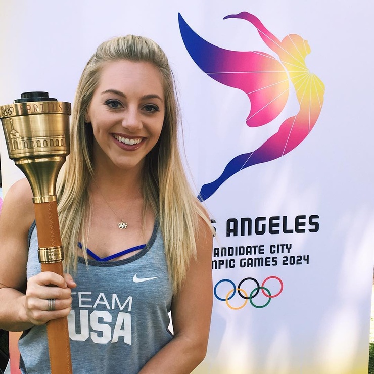 Samantha Peszek