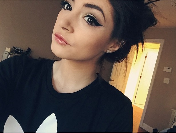 Chrissy Costanza