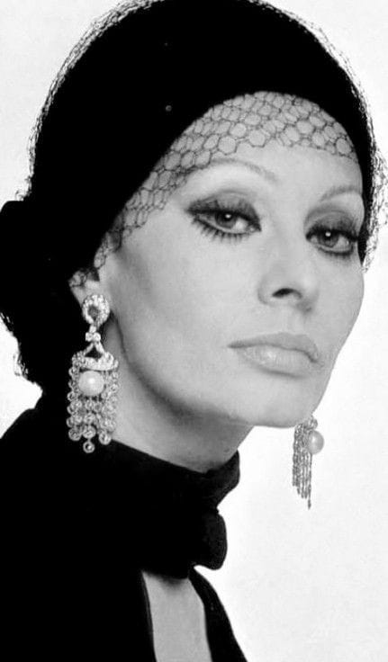 Sophia Loren picture