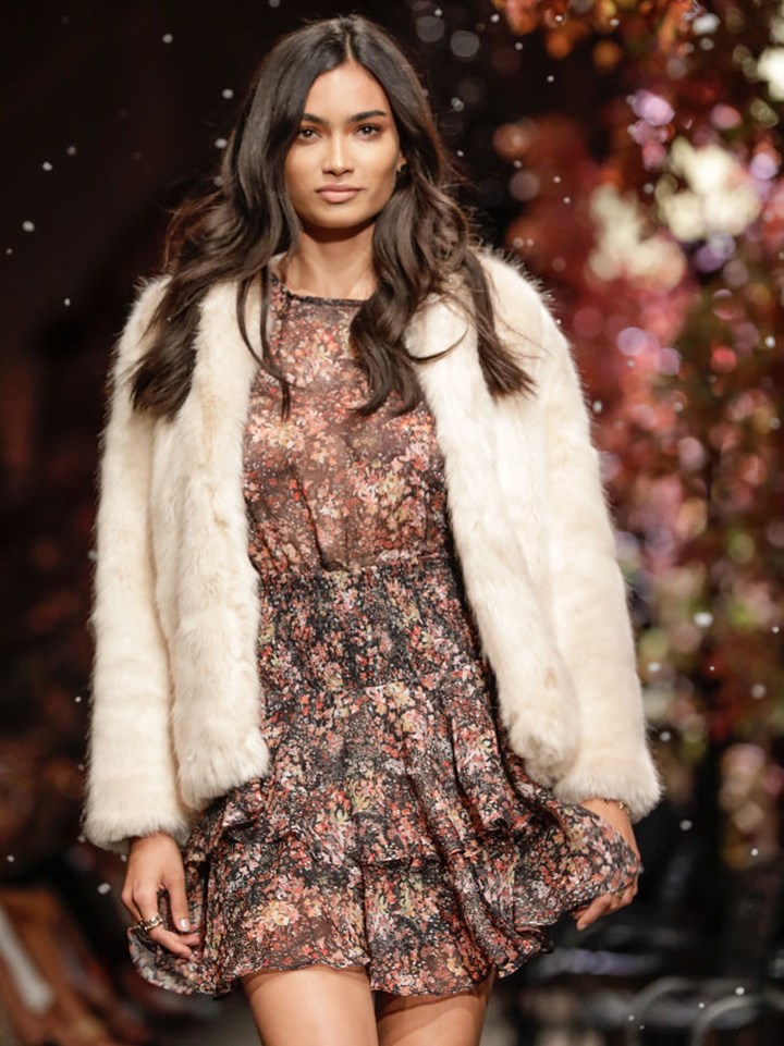 Kelly Gale Kelly Gale