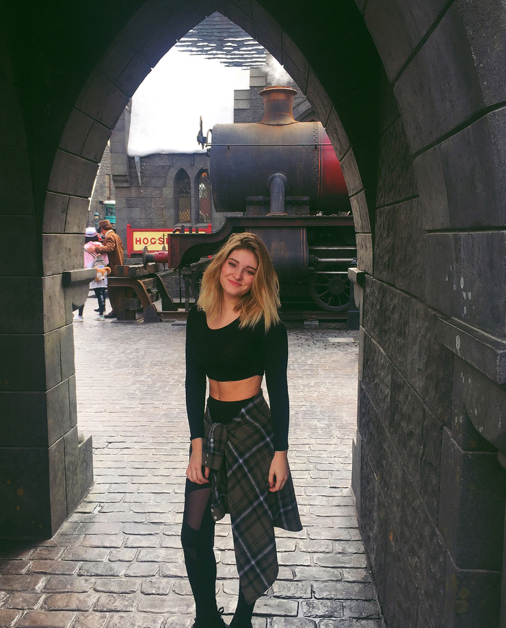 Willow Shields
