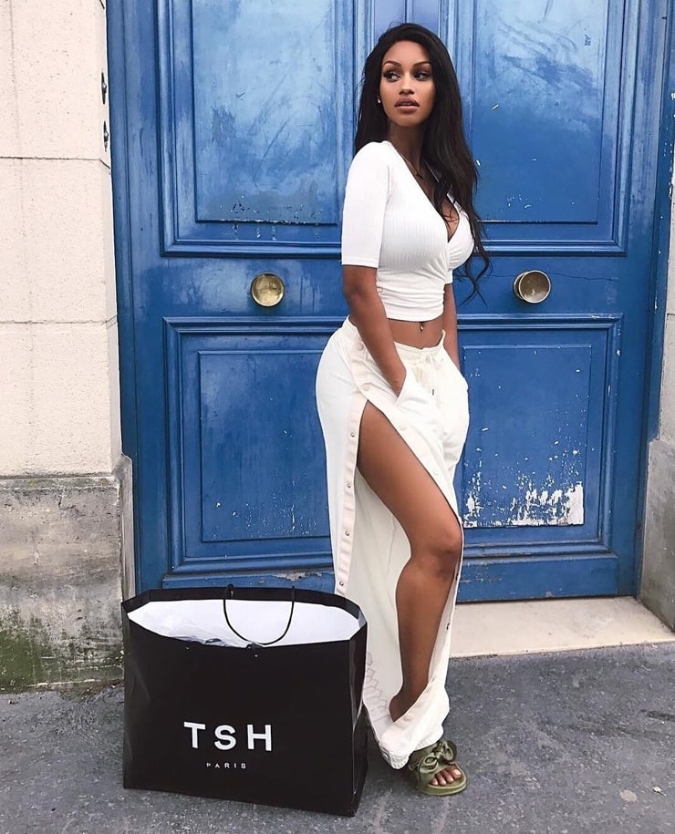 Fanny Neguesha