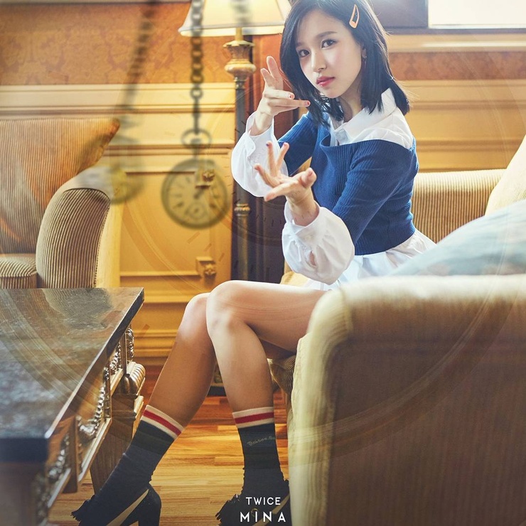 Myoui Mina