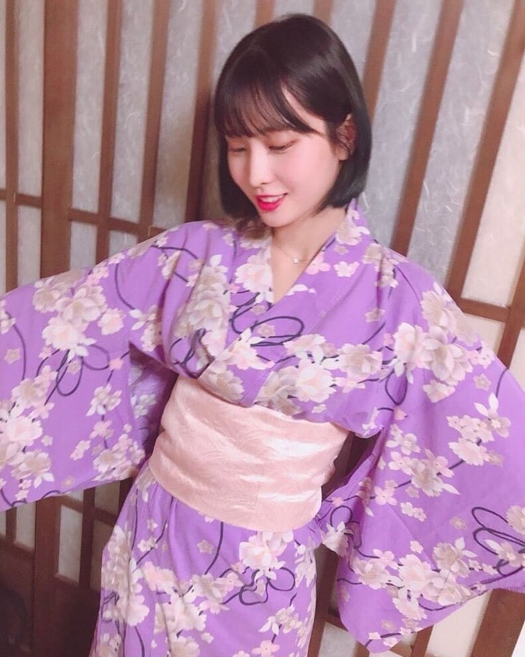 Hirai Momo