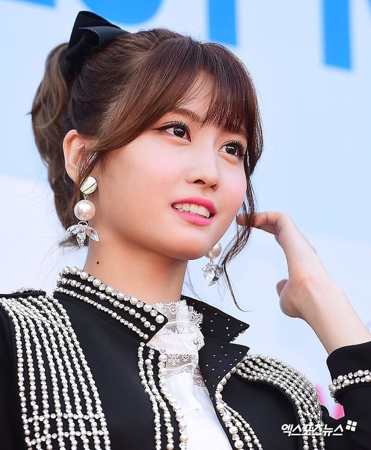 Hirai Momo