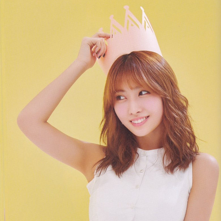 Hirai Momo