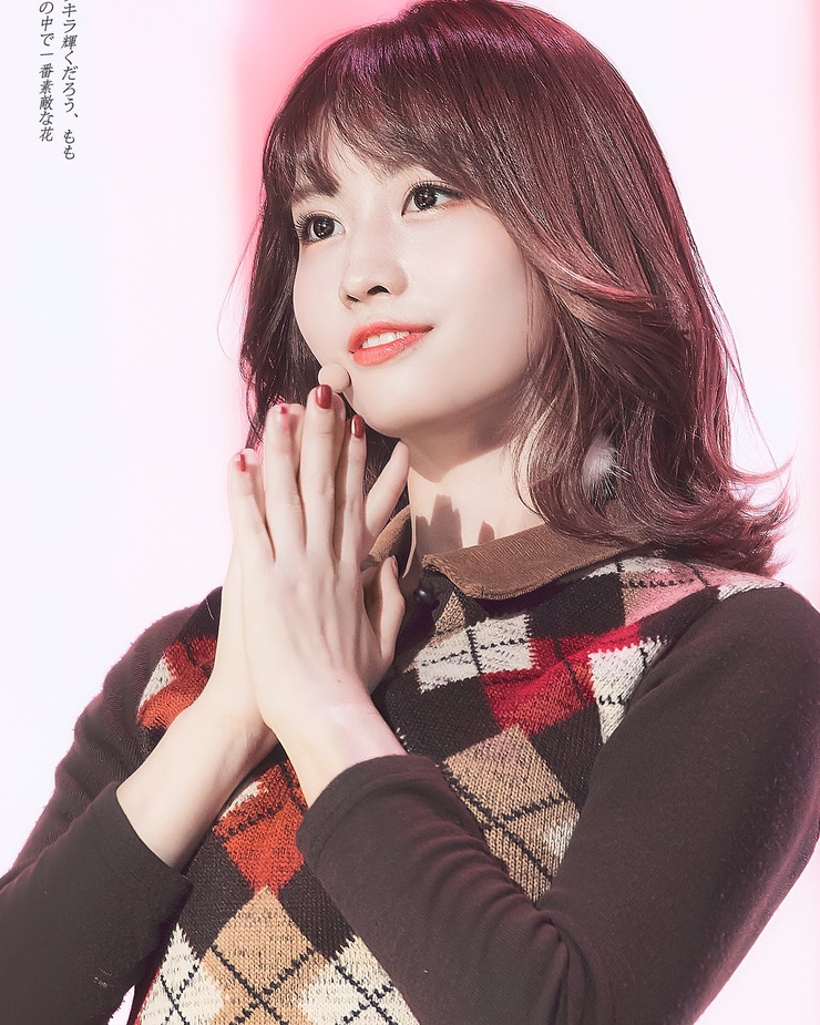 Hirai Momo