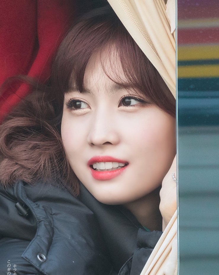 Hirai Momo