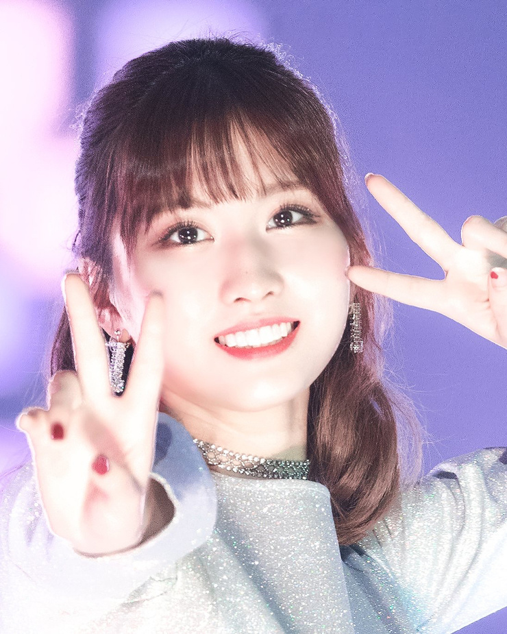 Hirai Momo