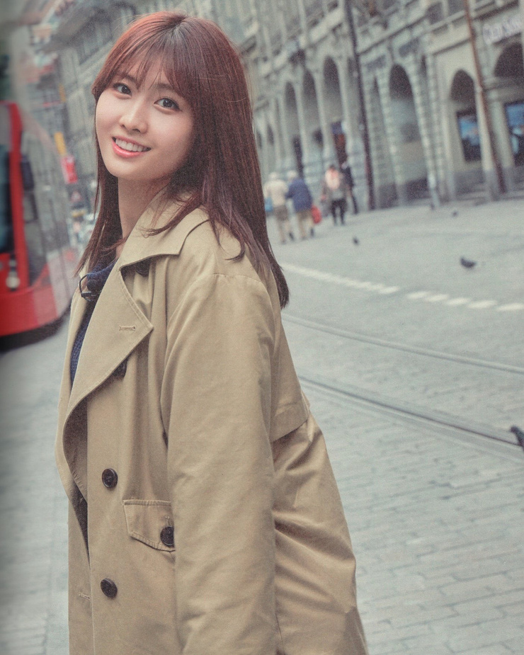 Hirai Momo