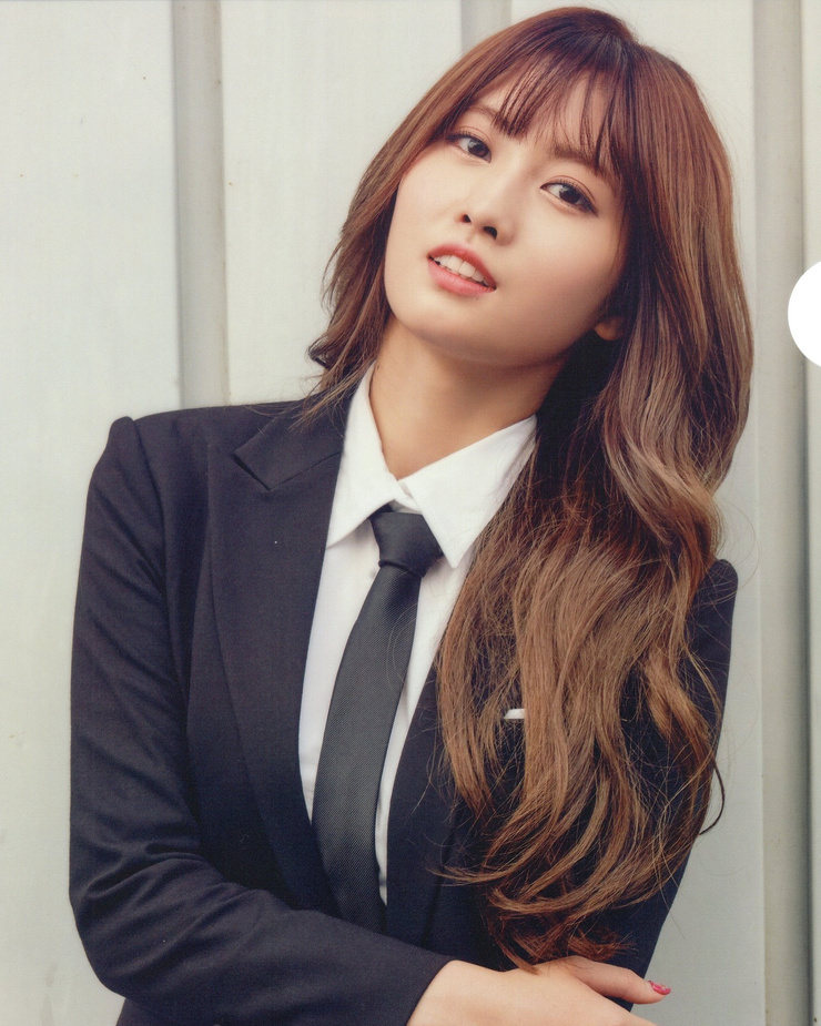 Hirai Momo