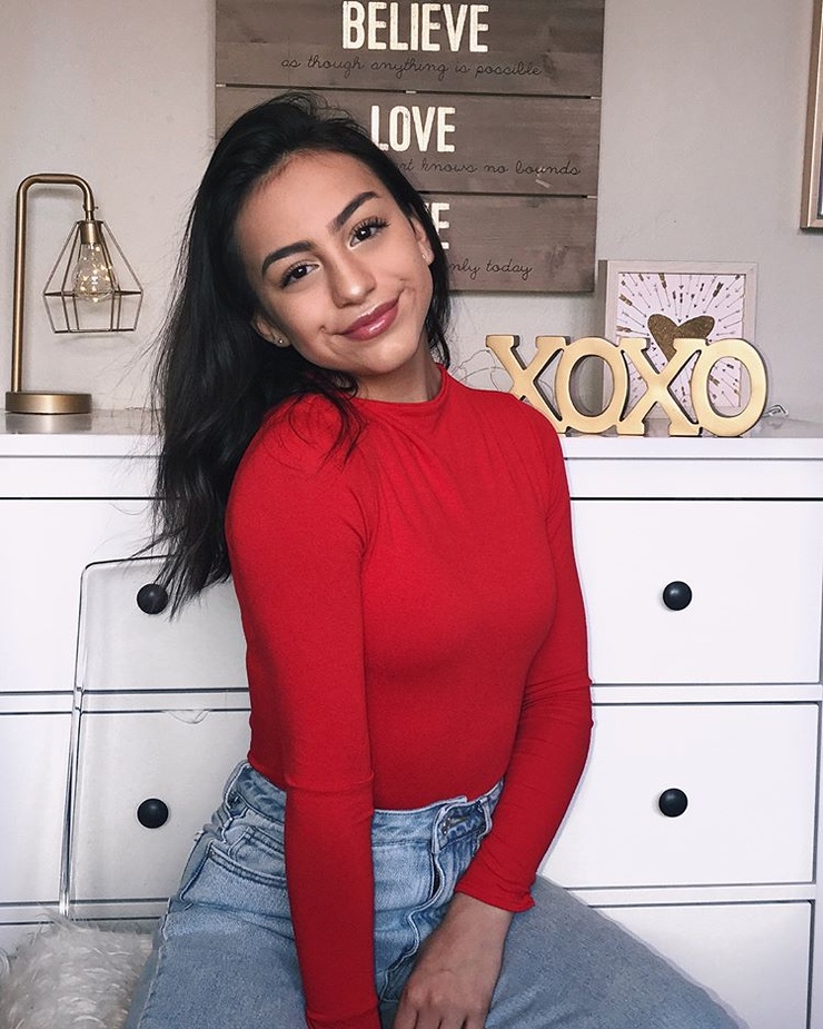 Saryna Garcia Saryna Garcia