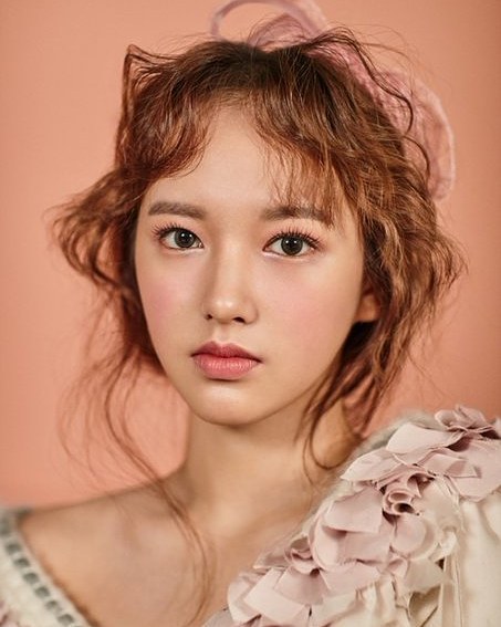 Cheng Xiao (็จ็) Cheng Xiao (็จ็)
