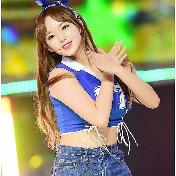 Cheng Xiao (็จ็) Cheng Xiao (็จ็)