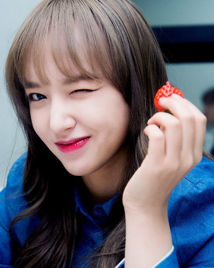 Cheng Xiao (็จ็) Cheng Xiao (็จ็)