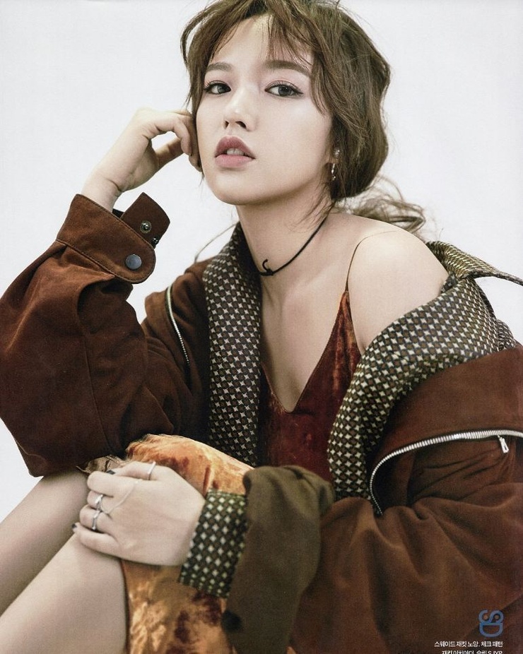 Cheng Xiao (็จ็) Cheng Xiao (็จ็)