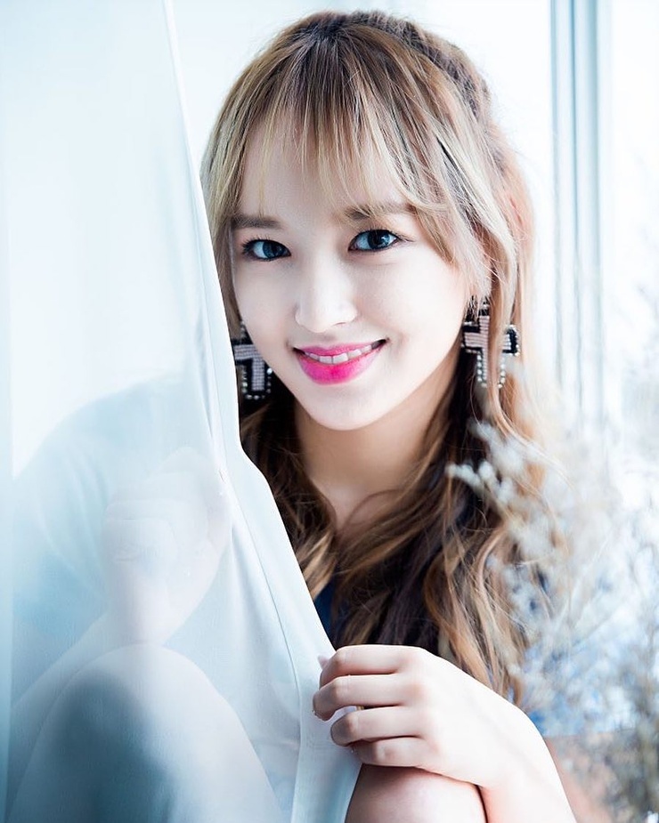 Cheng Xiao (็จ็) Cheng Xiao (็จ็)