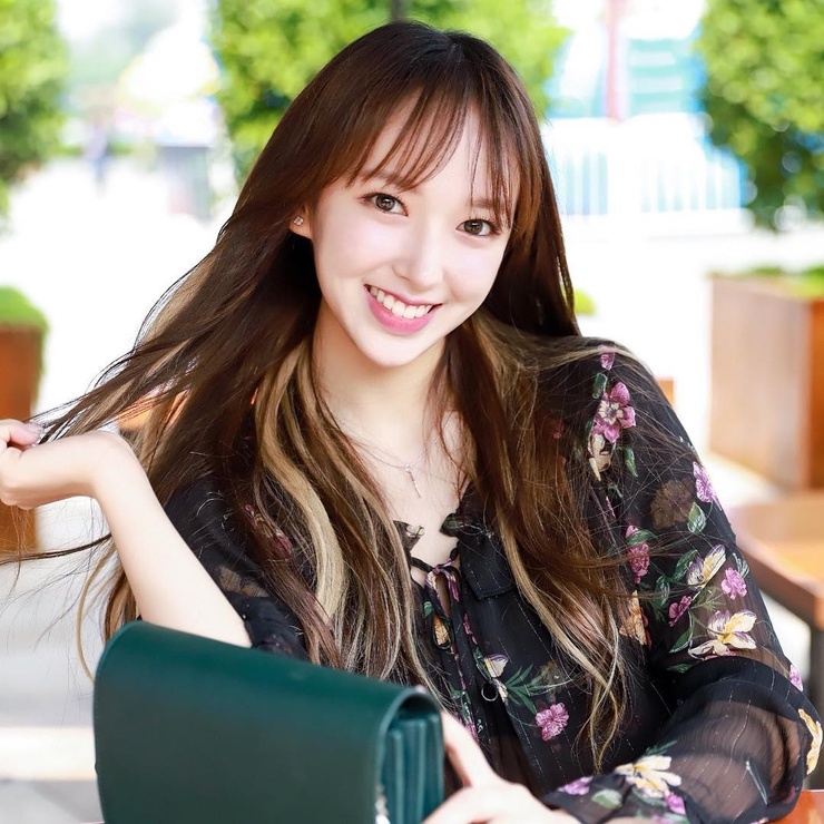 Cheng Xiao (็จ็) Cheng Xiao (็จ็)